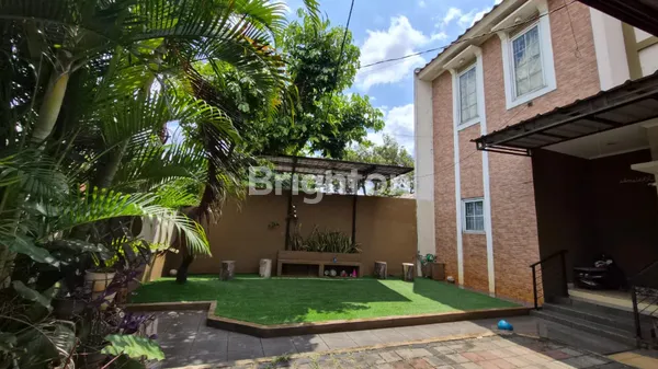 image RUMAH PINGGIR JALAN BESAR BSD BINTARO PERIGI BARU (3)