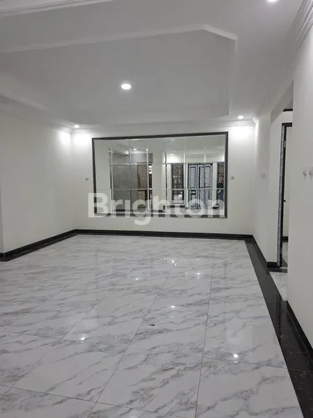 image RUMAH STRATEGIS PINGGIR JALAN RAYA CIGANJUR (7)