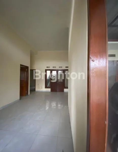 image DI JUAL SEGERAH RUMAH DI WILAYAH BATU (5)