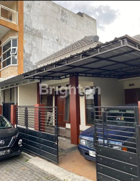 image DI JUAL SEGERAH RUMAH DI WILAYAH BATU (4)