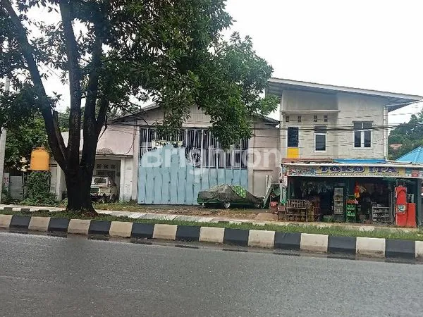 DI JUAL GUDANG DAN KANTOR, JALAN APT PRANOTO SAMARINDA BALIKPAPAN TIMUR
