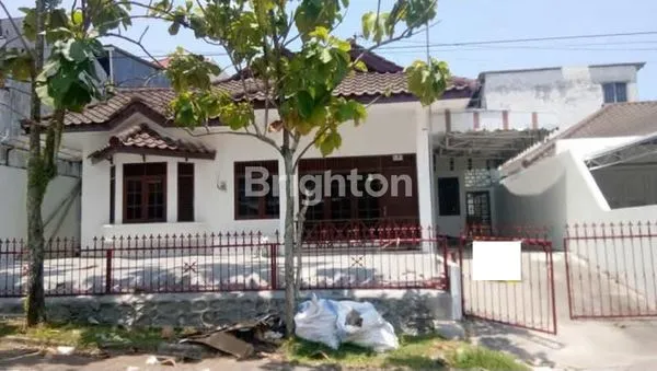 image RUMAH SEMI-FURNISHED DI BUKIT DAMAI INDAH (1)