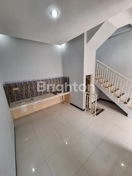 image RUMAH SIAP HUNI 2KT SIMO SURABAYA (5)