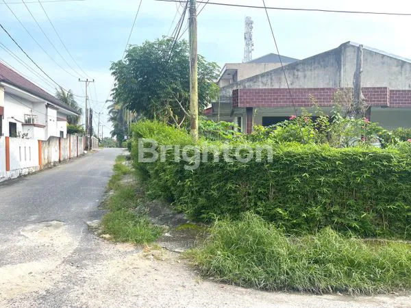 image HUNIAN STRATEGIS 4KT HADAP SELATAN LT 500M² (4)