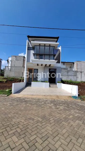 image HUNIAN ASRI 2 LANTAI DEKAT TOL MALANG (1)