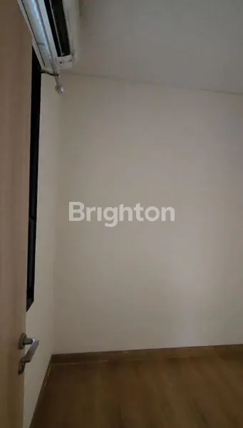 image RUMAH HOEK 2 LANTAI DI CENDANA SPRING LIPPO KARAWACI.BARAT (2)