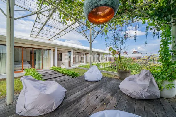 image 5 BEDROOMS VILLA IN UMALAS PREMIUM LOCATION (7)