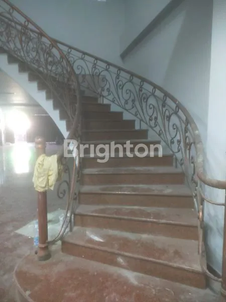 image RUKO STRATEGIS 5 LANTAI, SIAP PAKAI (2)