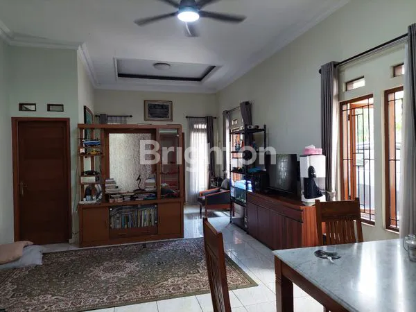 image RUMAH NYAMAN LINGKUNGAN ASRI SIAP HUNI DI BSD CITY (6)