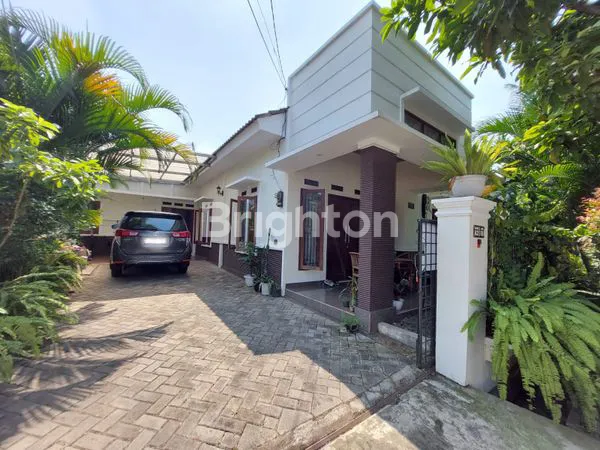 image RUMAH NYAMAN LINGKUNGAN ASRI SIAP HUNI DI BSD CITY (1)