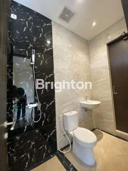 image TURUN HARGA, MEWAH DAN DEKAT KE GWALK*\N.\N\U203C\UFE0FRUMAH CITRALAND UTAMA CLUSTER INTERNATIONAL VILLAGE LANGKA \U203C\UFE0F DEKAT PAKUWON MALL, GWALK, PAKUWON INDAH, GRAHA FAMILY, RS NASHOS, MAYJEND (7)