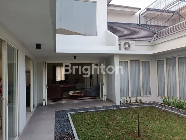 image SIAP HUNI 2 LANTAI SURVANA PADI GOLF ESTATE CLUSTER MAHONI SURVANA SUTERA TANGERANG (5)