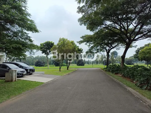 image SIAP HUNI 2 LANTAI SURVANA PADI GOLF ESTATE CLUSTER MAHONI SURVANA SUTERA TANGERANG (4)