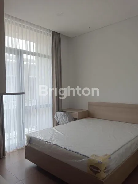 image RUMAH HOEK FURNISHED SIAP HUNI DI TANAKAYU SVASTI BSD (6)