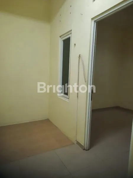 image RUKO 3,5 LANTAI STRATEGIS DI MUARA KARANG (3)