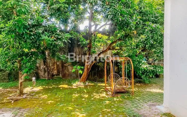 image RUMAH MEWAH LAWEYAN SOLO (8)