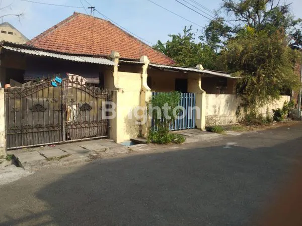 image RUMAH BESAR 1 LANTAI DI JALAN ASEMROWO SURABAYA (1)