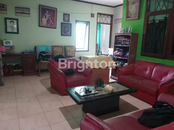 image RUMAH 2 LANTAI SIAP HUN, LINGKUNGAN TENANG & NYAMAN (3)