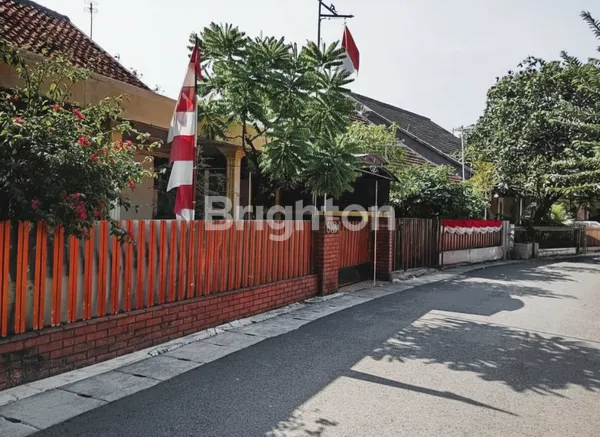 image RUMAH 1 1/2 LANTAI DI KOMPLEK AL RAWA BAMBU , PS MINGGU, JAKSEL (7)