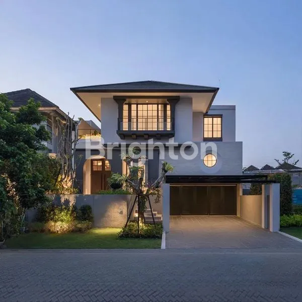 image RUMAH MEWAH, NYAMAN, LOKASI SANGAT STRATEGIS DI CITRALAND (1)