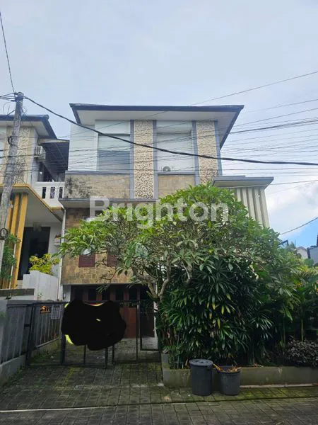 image VILLA MEWAH 6 KT FULL FURNISH DI JIMBARAN (1)