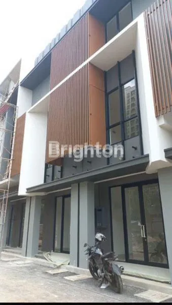 image RUKO AKASA BSD 2 LANTAI LOKASI PREMIUM DEKAT TOL  (1)