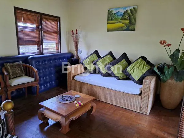 image VILLA MODERN DEKAT PANTAI MELASTI UNGASAN BALI  (2)