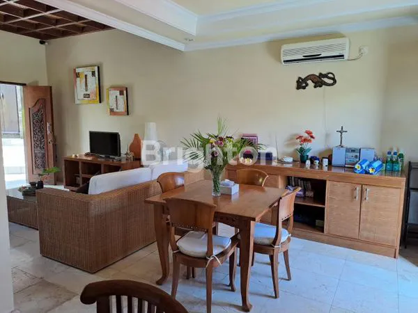 image VILLA MODERN DEKAT PANTAI MELASTI UNGASAN BALI  (4)
