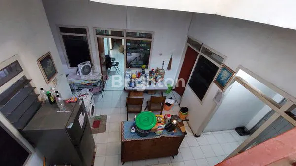 image RUMAH 1.5 LANTAI DI LOKASI STRATEGIS DEKAT ITS & GALAXY MALL (5)