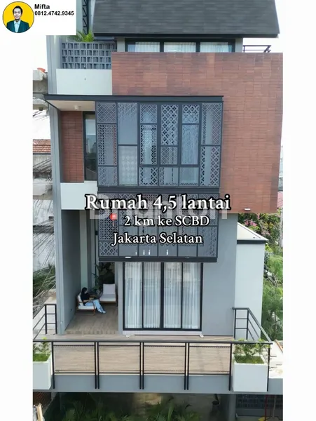 image DIJUAL TOWNHOUSE BARU 4,5 LANTAI DI WIJAYA KEBAYORAN BARU JAKARTA SELATAN – DENGAN LIFT & ROOFTOP DI LOKASI PREMIUM DEKAT SCBD & PACIFIC PLACE (1)