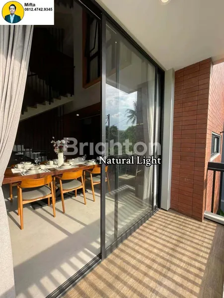 image DIJUAL TOWNHOUSE BARU 4,5 LANTAI DI WIJAYA KEBAYORAN BARU JAKARTA SELATAN – DENGAN LIFT & ROOFTOP DI LOKASI PREMIUM DEKAT SCBD & PACIFIC PLACE (8)