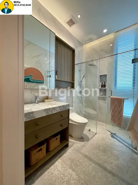 image DIJUAL RUMAH MEWAH 2 LANTAI THE GRAMERCY ALAM SUTERA TIPE ALCA – 398M² BONUS VOUCHER RP 500 JUTA (8)