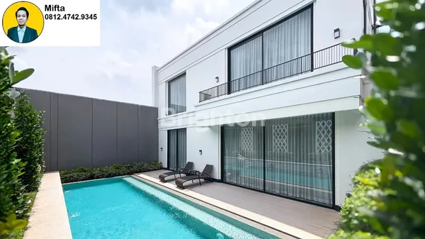 image DIJUAL RUMAH MEWAH 2 LANTAI THE GRAMERCY ALAM SUTERA TIPE AERA – 398M² BONUS VOUCHER RP 500 JUTA (1)