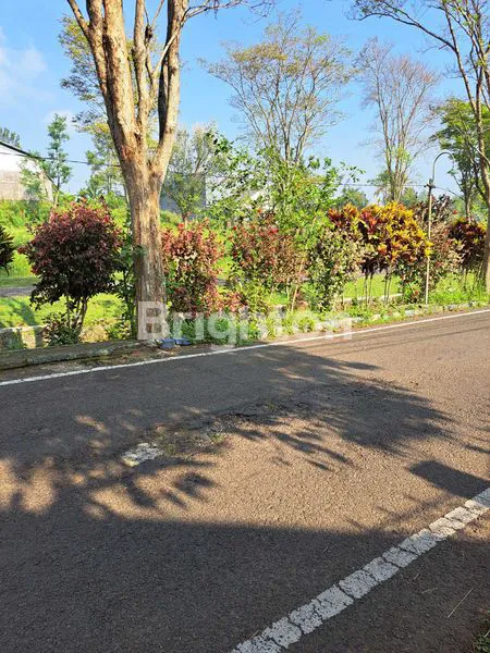 image RUMAH LUAS 379M² DI VILLA GUNUNG BURING (3)