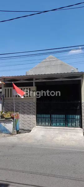 image RUMAH SIAP HUNI LT 114M² DI PETEMON SURABAYA (1)