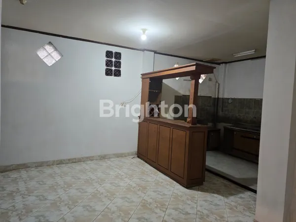 image RUMAH NYAMAN DAN STRATEGIS DI JALAN GUNUNG SARI INDAH (6)