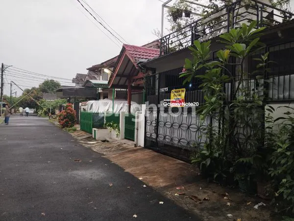 image RUMAH 2.5 LANTAI LT 128M² DI PAMULANG (8)