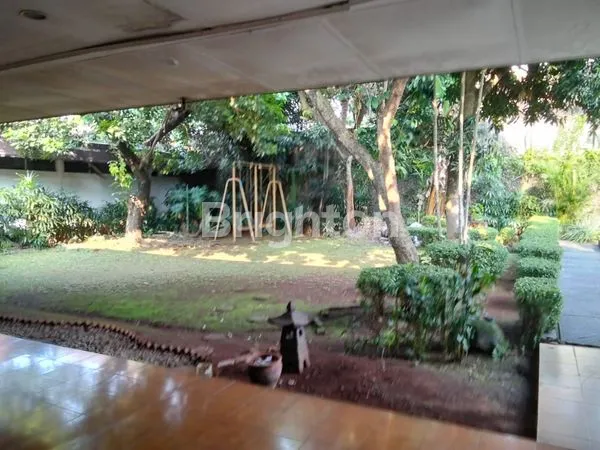 image JARANG ADA!!RUMAH TUA DIBAWAH HARGA NJOP KEMANG JAKARTA SELATAN HANYA 15 MENIT DARI SCBD & SENOPATI (5)