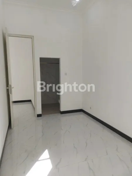 image SIAP HUNI RUMAH MEWAH MURAH MULYOSARI HARGA 1M-AN TINGGAL 1 UNIT (7)