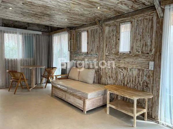 image VILLA KAYU TROPIS SIAP HUNI FULL FURNISHED VIEW SAWAH DI PERERENAN  (6)