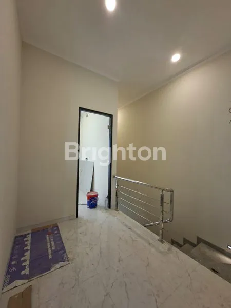 image RUMAH MANYAR BARU GRESS TROPICAL MINIMALIS DEKAT KERTAJAYA INDAH, RAYA MERR, GALAXY BUMI PERMAI , DHARMAHUSADA INDAH (7)