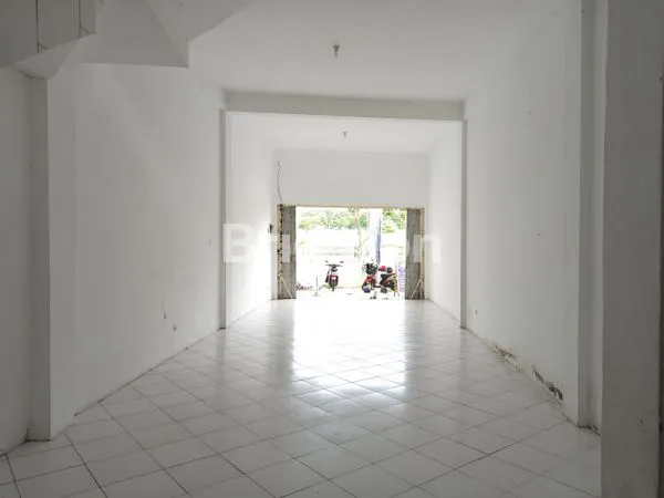 image RUKO LOKASI STRATEGIS DEPAN KAMPUS KOTA PALU SULAWESI TENGAH  (2)