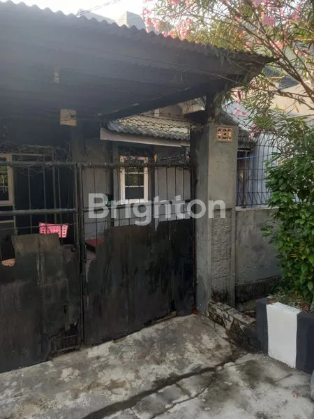 image WIGUNA TIMUR ROW JALAN LEBAR SIAP HUNI (1)