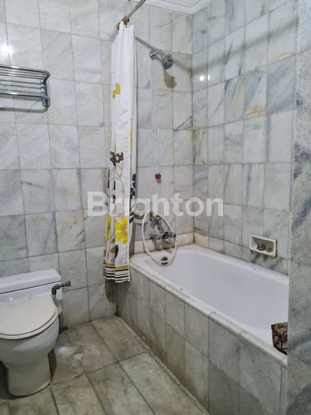 image RUMAH MEWAH 6+2 KT DI RAWAMANGUN (8)