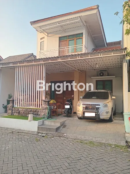 image DIJUAL RUMAH 2 LANTAI TERAWAT (1)