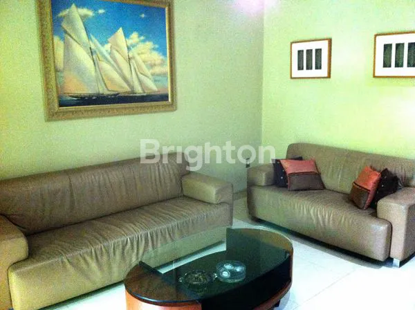 image RUMAH 2 LANTAI HADAP SELATAN DAERAH BCS KELAPA GADING (5)