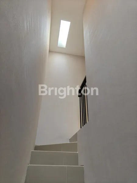 image BAYANGKAN PUNYA RUMAH 2 LANTAI RASA RESORT DI SERPONG — TAPI HARGANYA MULAI 900 JUTAAN! HORTIS 5B (8)