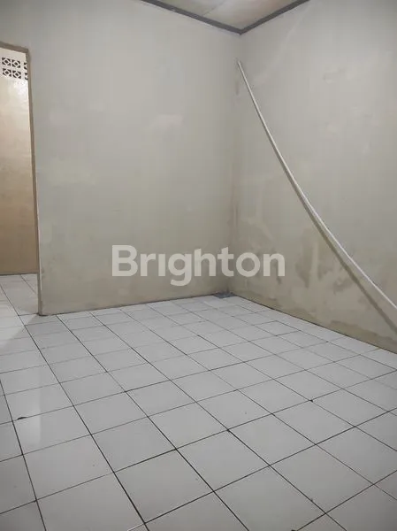 image DIJUAL RUMAH MUNGIL DURI KOSAMBI JAKARTA BARAT DEKAT MAL PURI INDAH,MAL LIPPO PURI,LOKASI STRATEGIS (5)