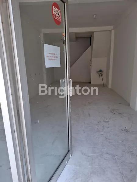 image RUKO 2 LANTAI SIAP PAKAI DI KALIRUNGKUT LOKASI SANGAT STRATEGIS COCOK UNTUK KANTOR  (3)