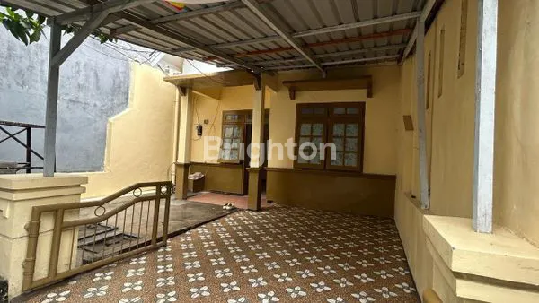 image RUMAH 2 KT HADAP TIMUR DI RUNGKUT (1)